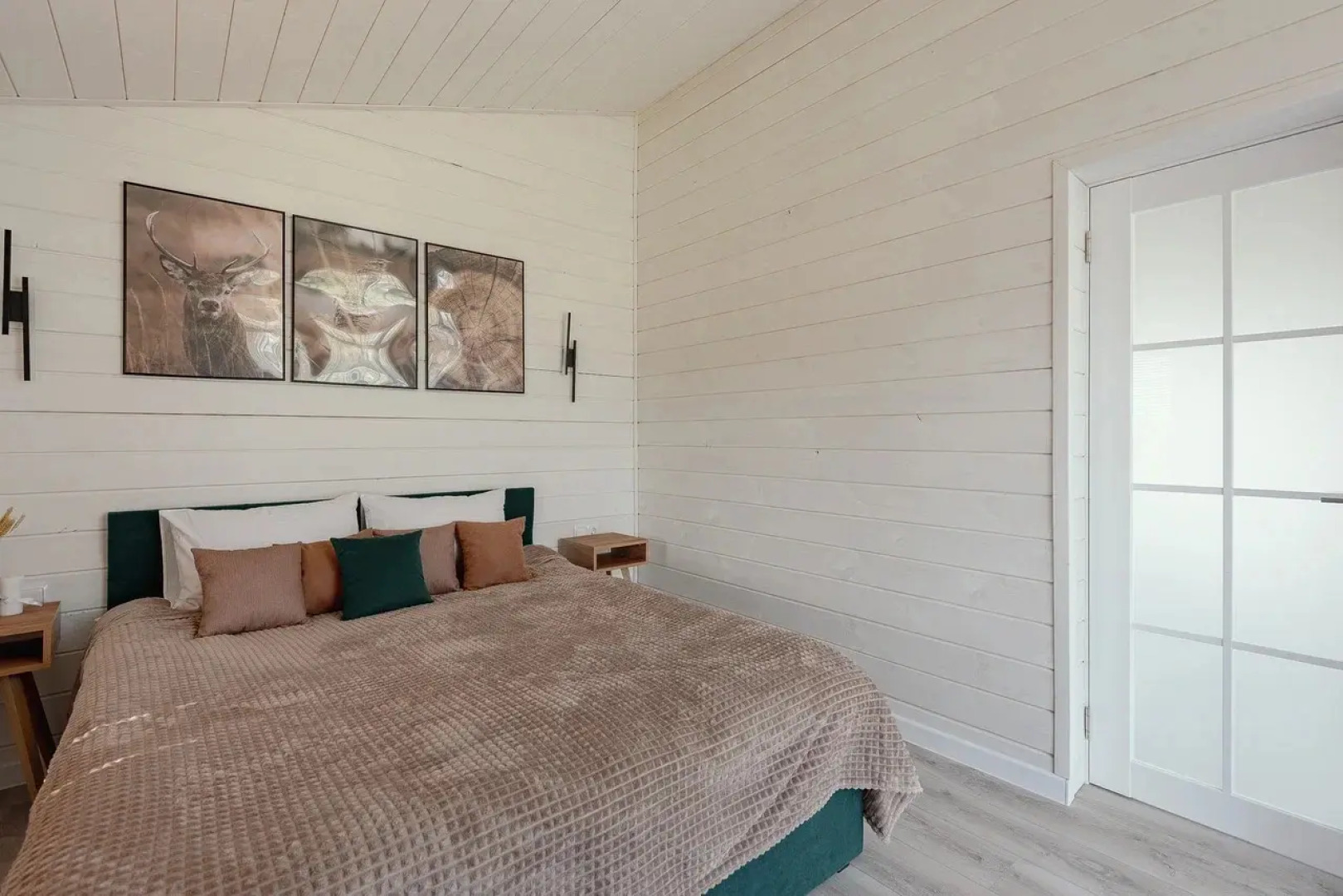 Частный дом в стиле Барнхаус на улице Южный Квартал 18 в Акатово