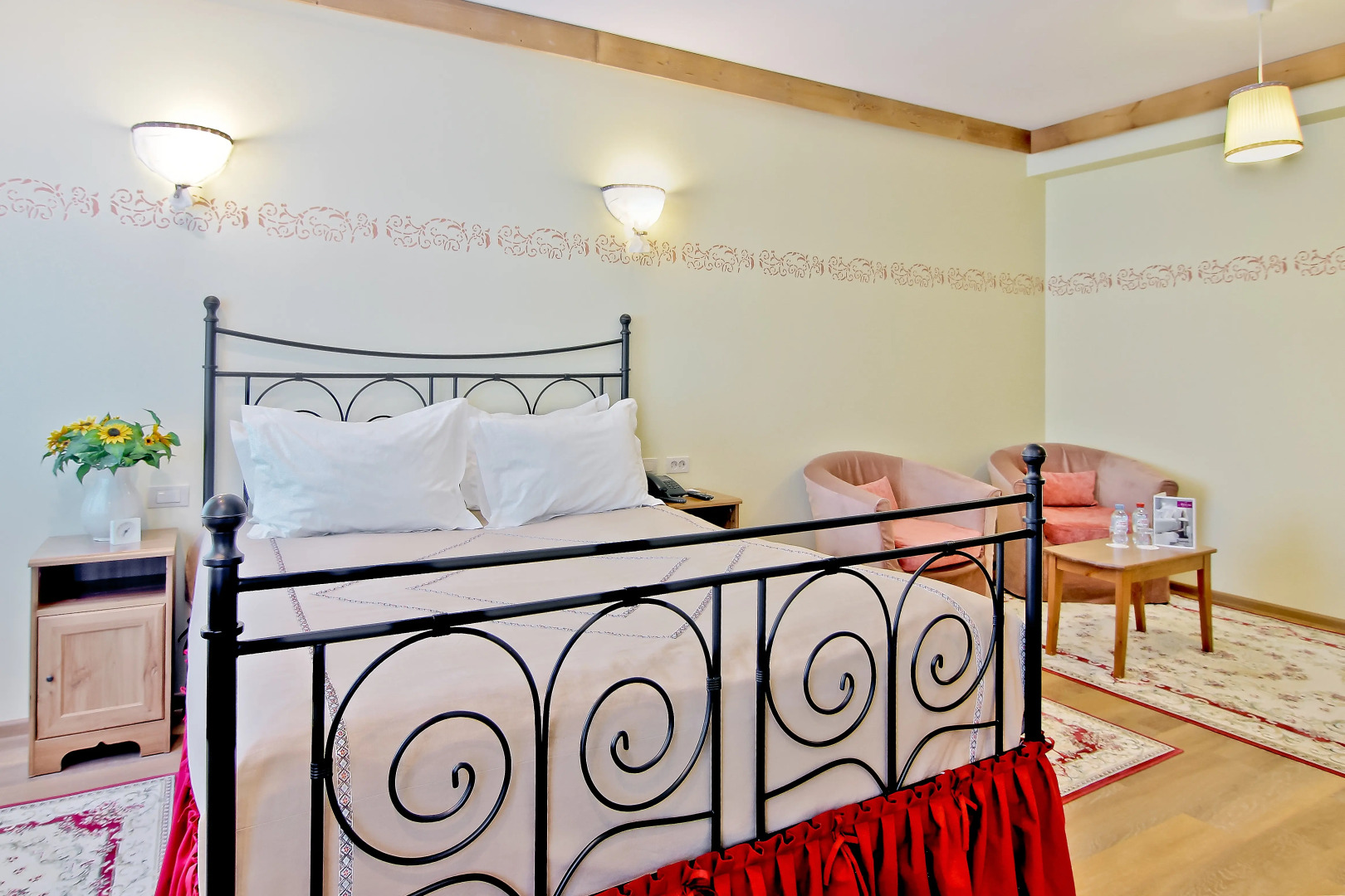 Отель Аврора