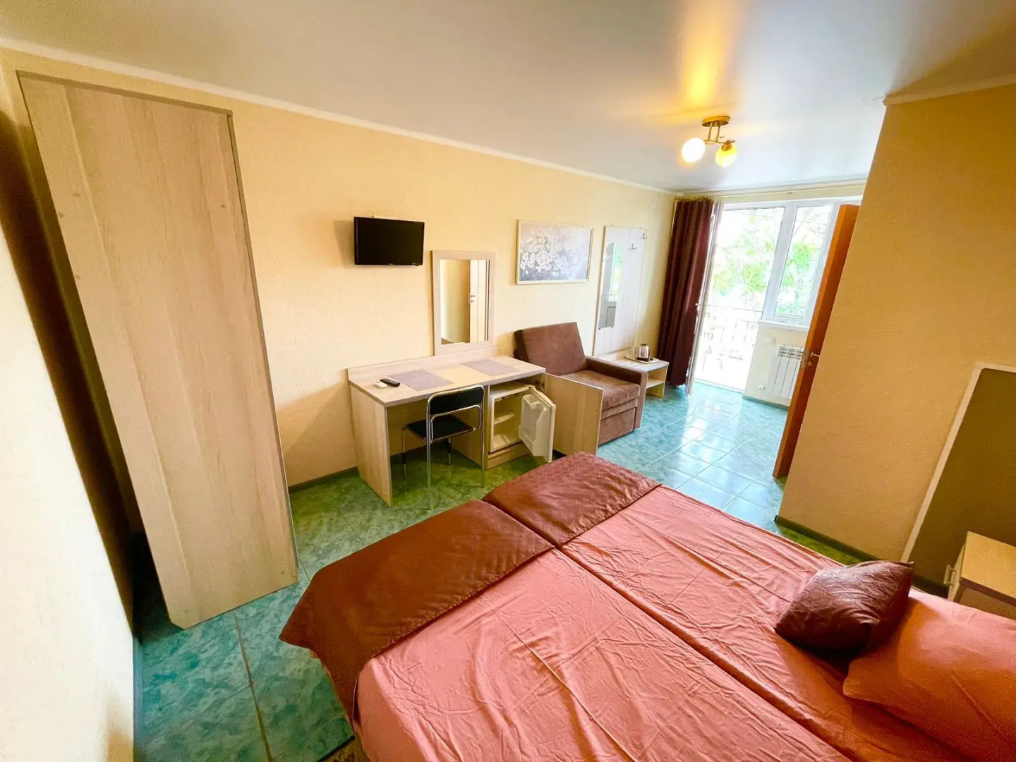 Меблированные Комнаты Пеликен