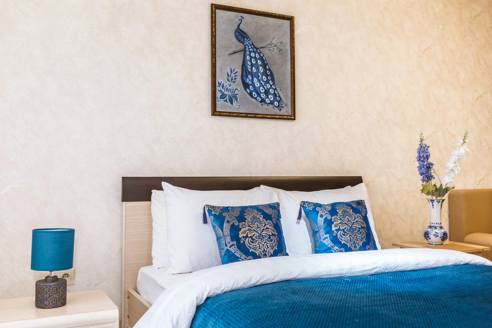 Апартаменты На Лазурной 10к1