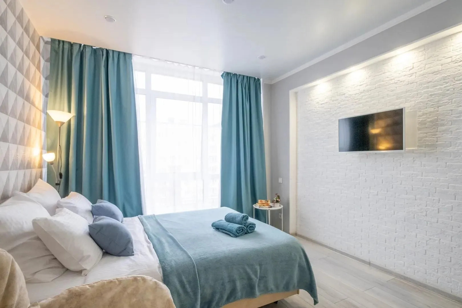 Студия СИБИРЬ HOUSE напротив Ледового Дворца