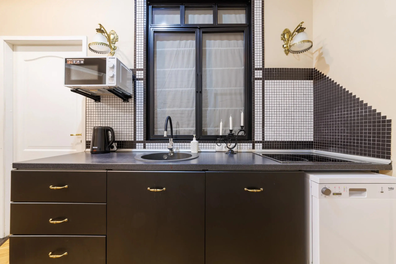 Апартаменты Лофт у Площади Восстания 2 спальни