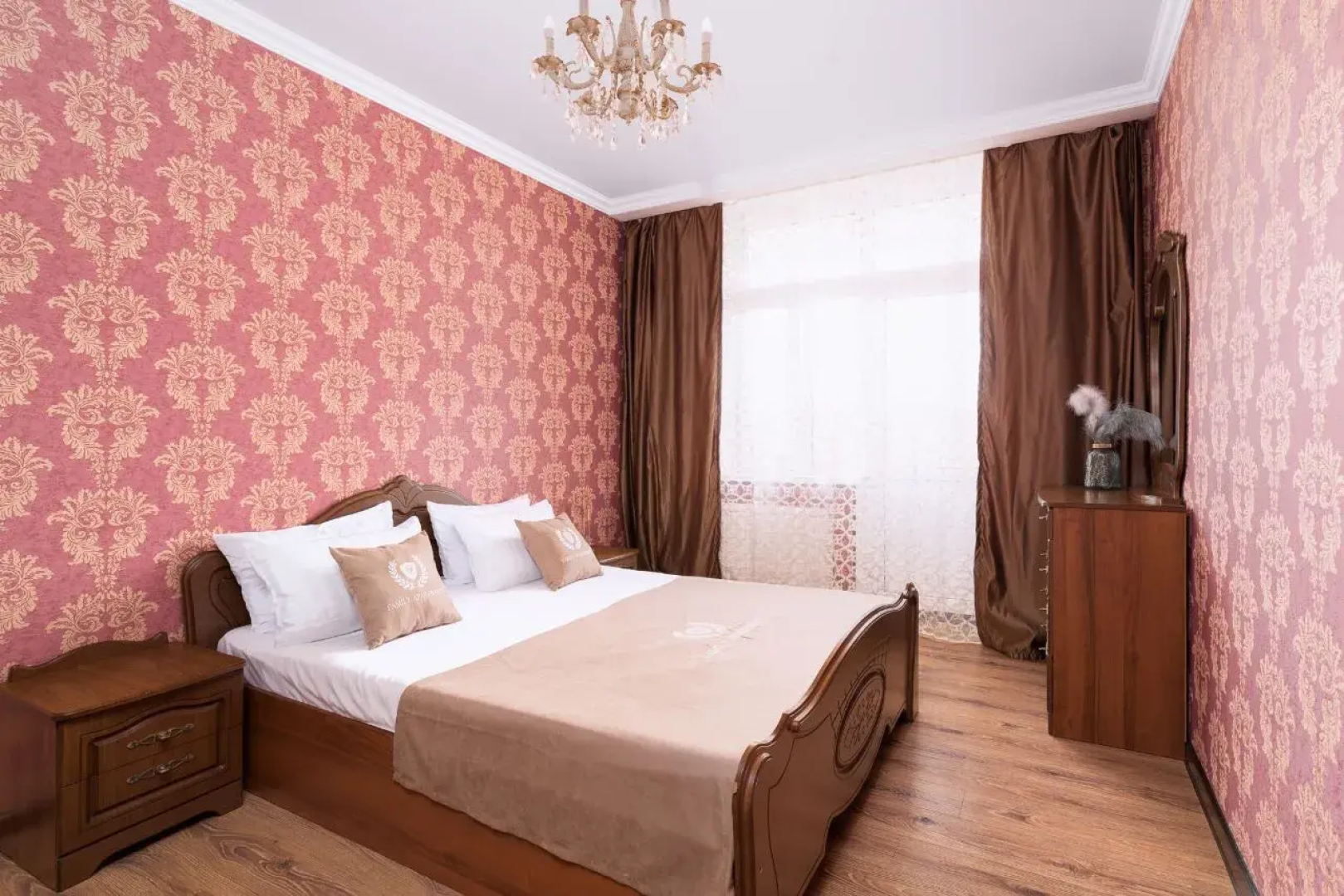 Апартаменты двухкомнатные на Жлобы