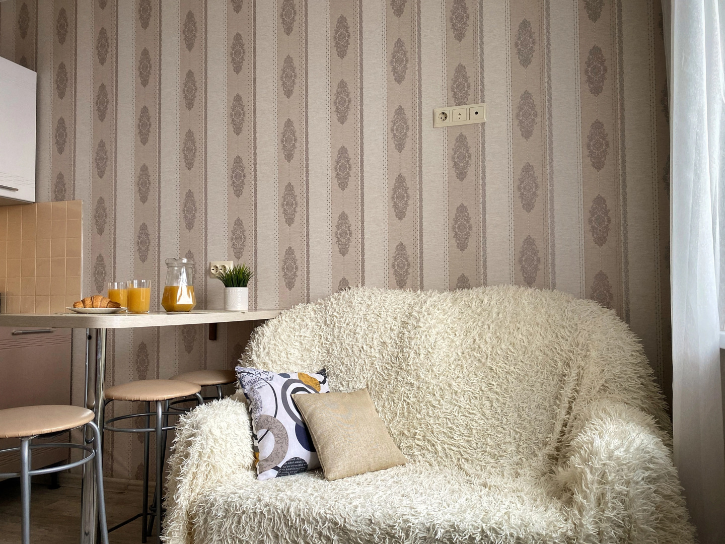 Квартира Стильная однушка в центре рядом с НИИТО