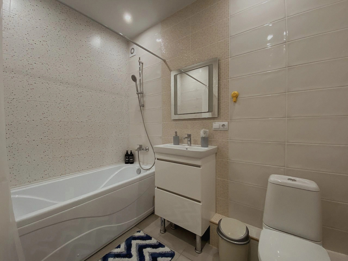 Квартира Green FOX из трех комнат в ЖК Атмосфера