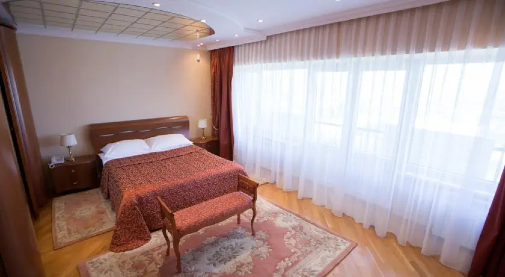 Интурист Конгресс-отель