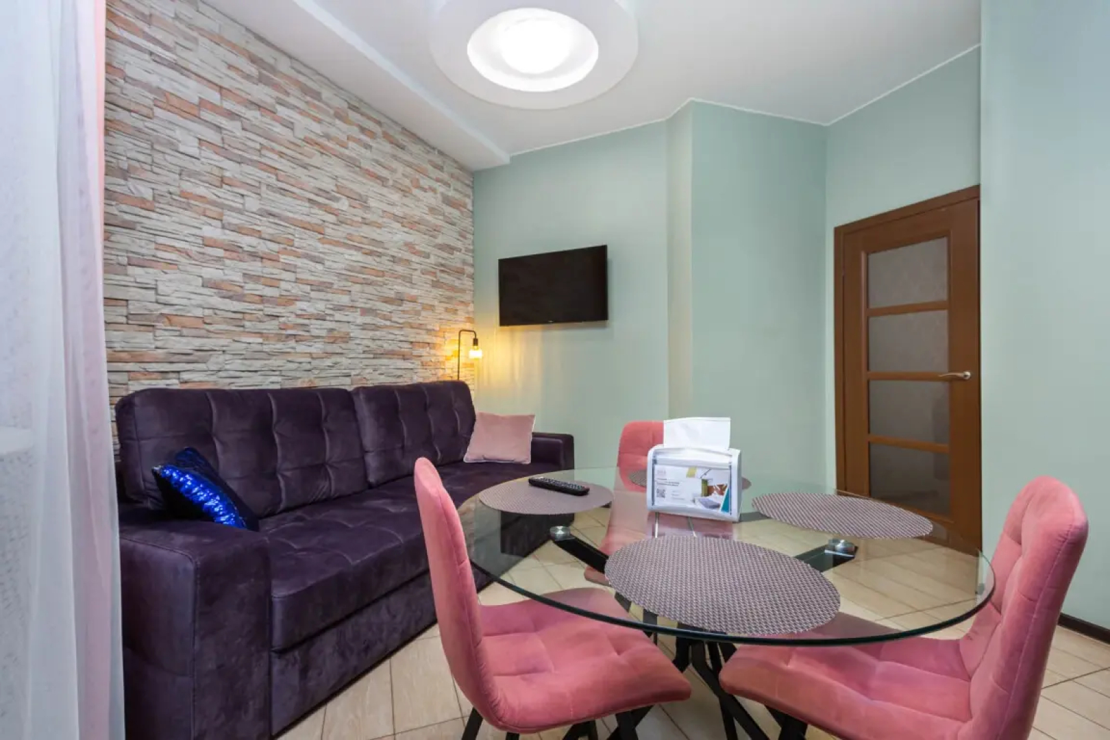 АПАРТАМЕНТЫ REHOME24 на 20 этаже