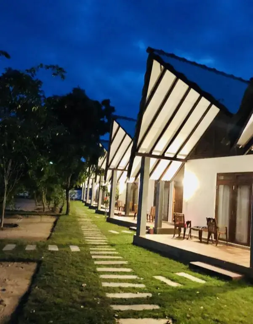 Отель Riva Del Sole