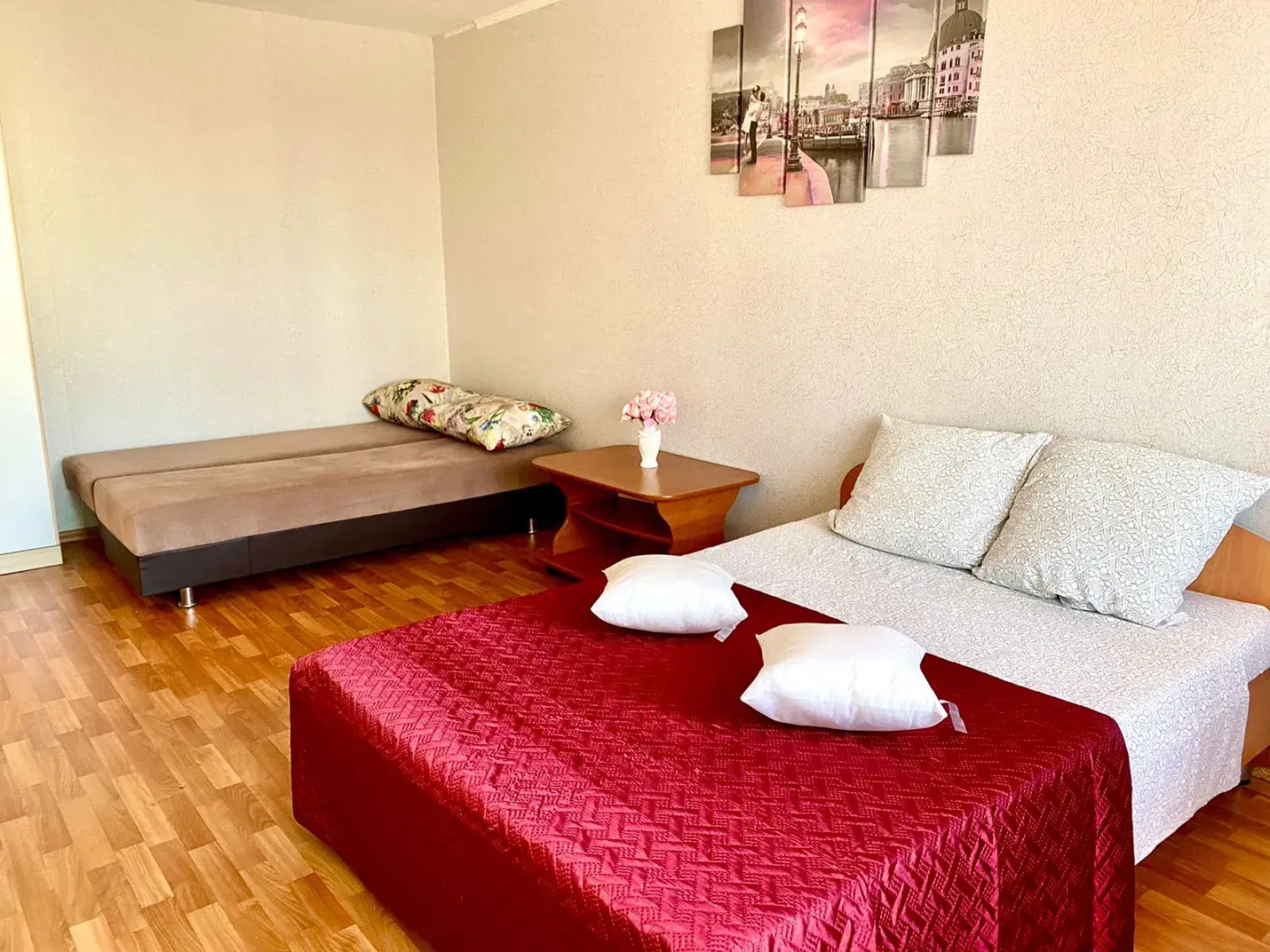 Квартира 1-комнатная рядом с аэропортом и ж/д вокзалом