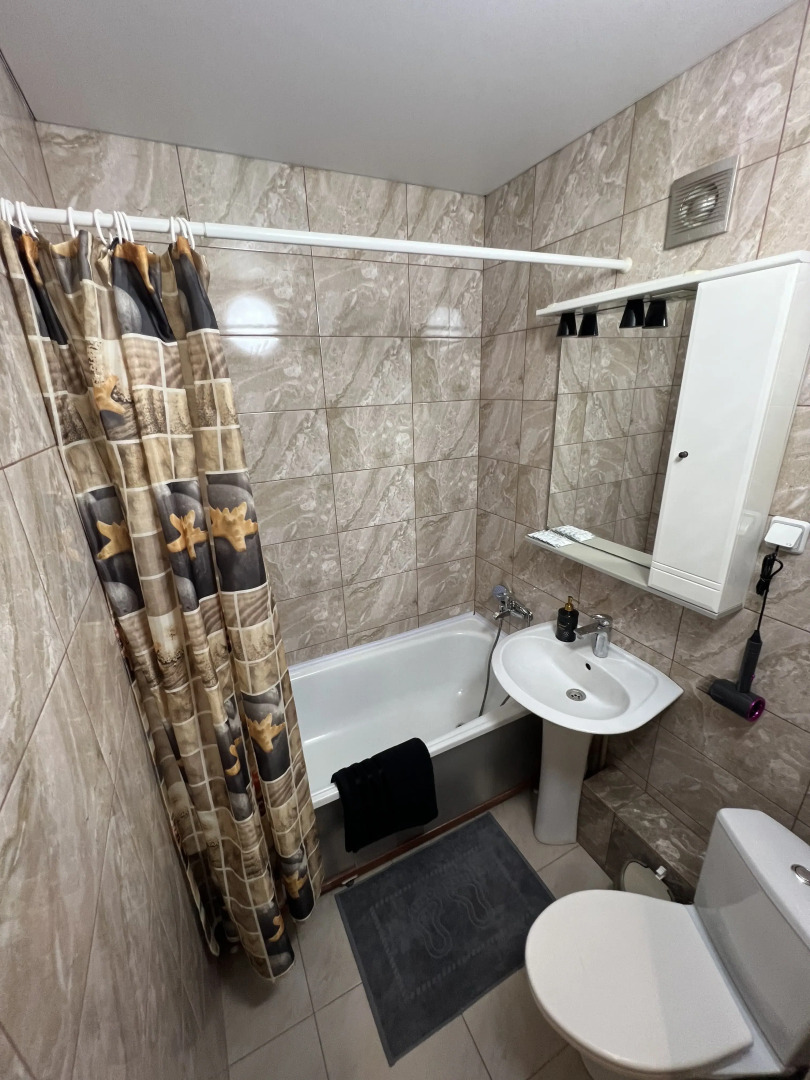 Квартира на Пушкинской набережной