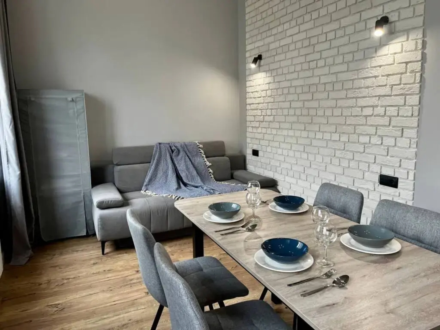 Апартаменты Sunny Days Apartment Кузнецова 1
