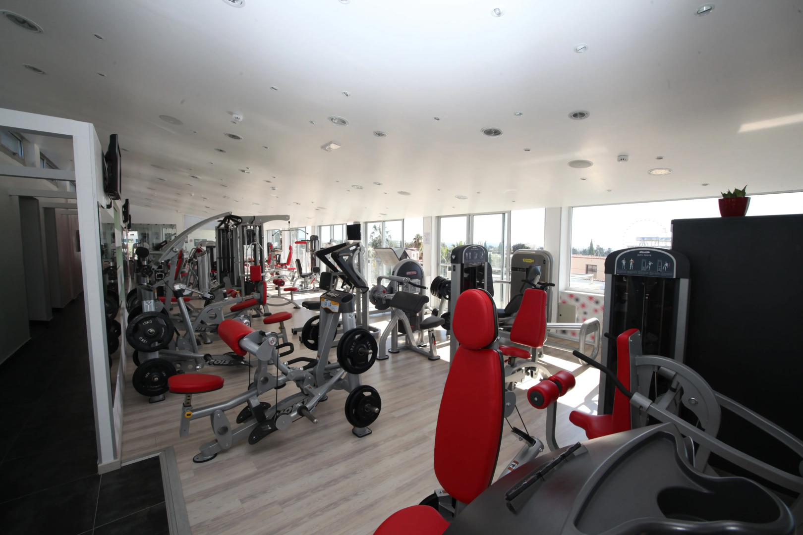 Отель Pambos napa rocks