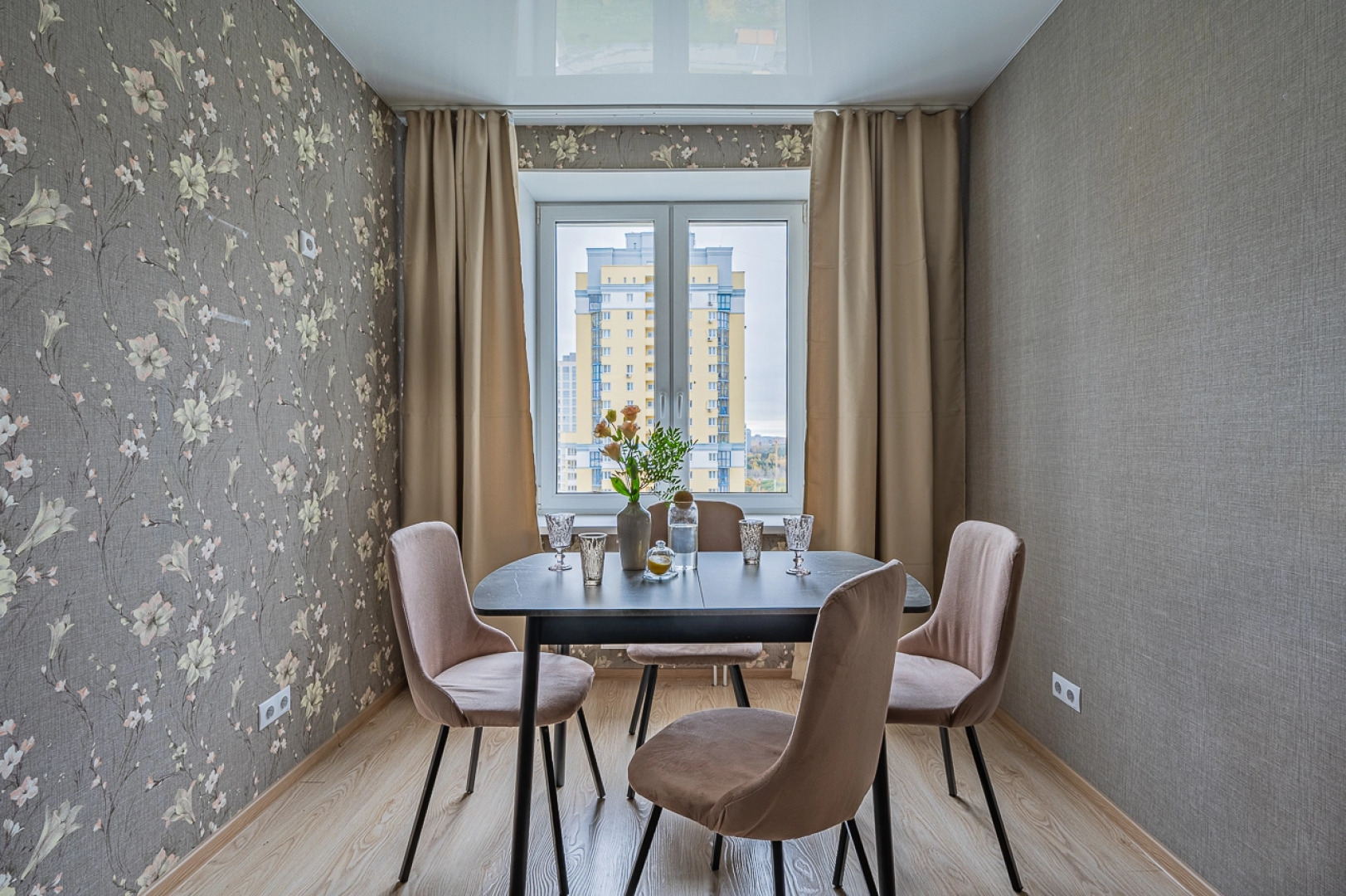 Квартира Уютная в современном районе рядом с автовокзалом