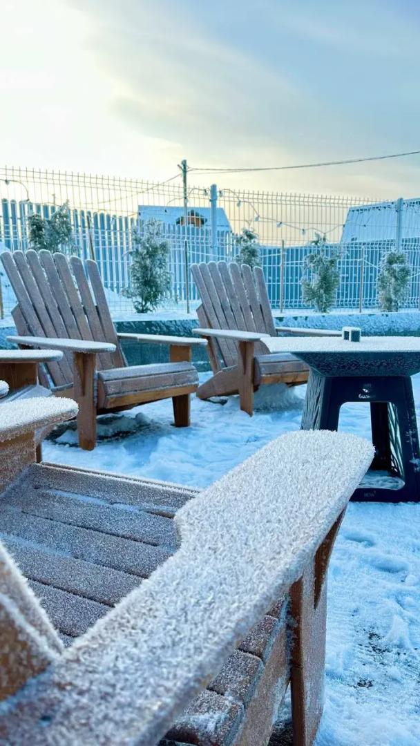 Частный дом у озера