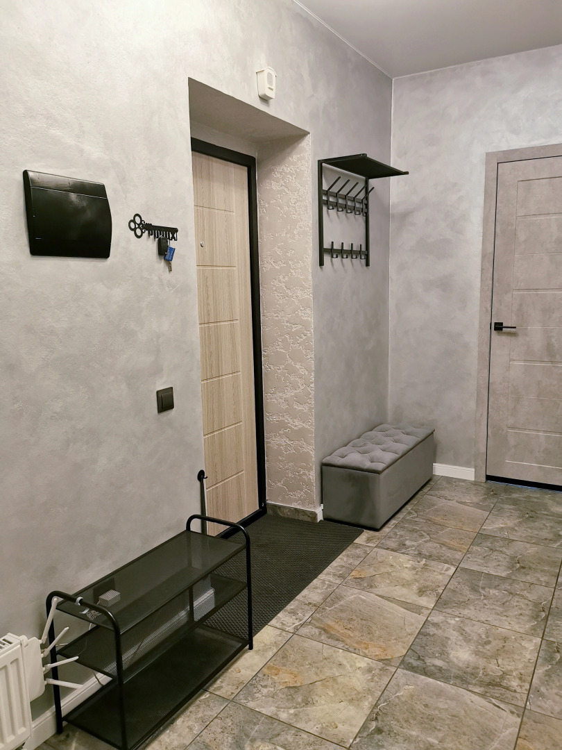 Квартира Уютная с двумя спальнями и удобным выездом в сторону моря