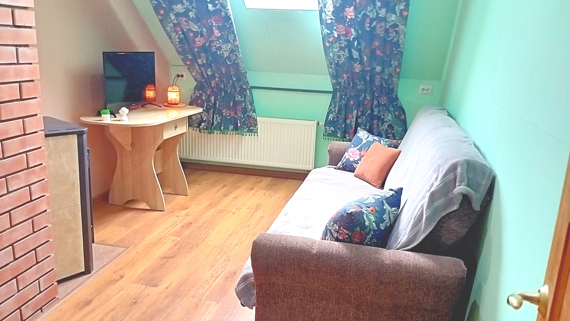 Квартира 2-к  на Берегу Озера с Лебедями