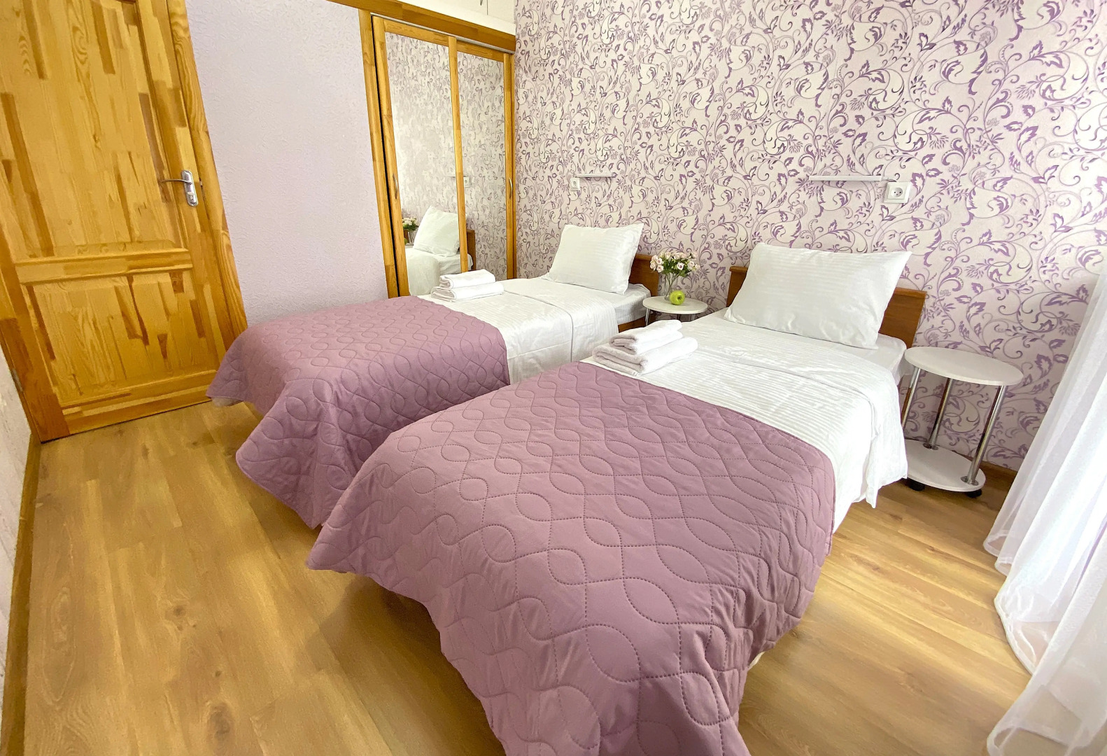 Квартира с Двумя Изолированными Спальнями в Центре Города на 6 гостей