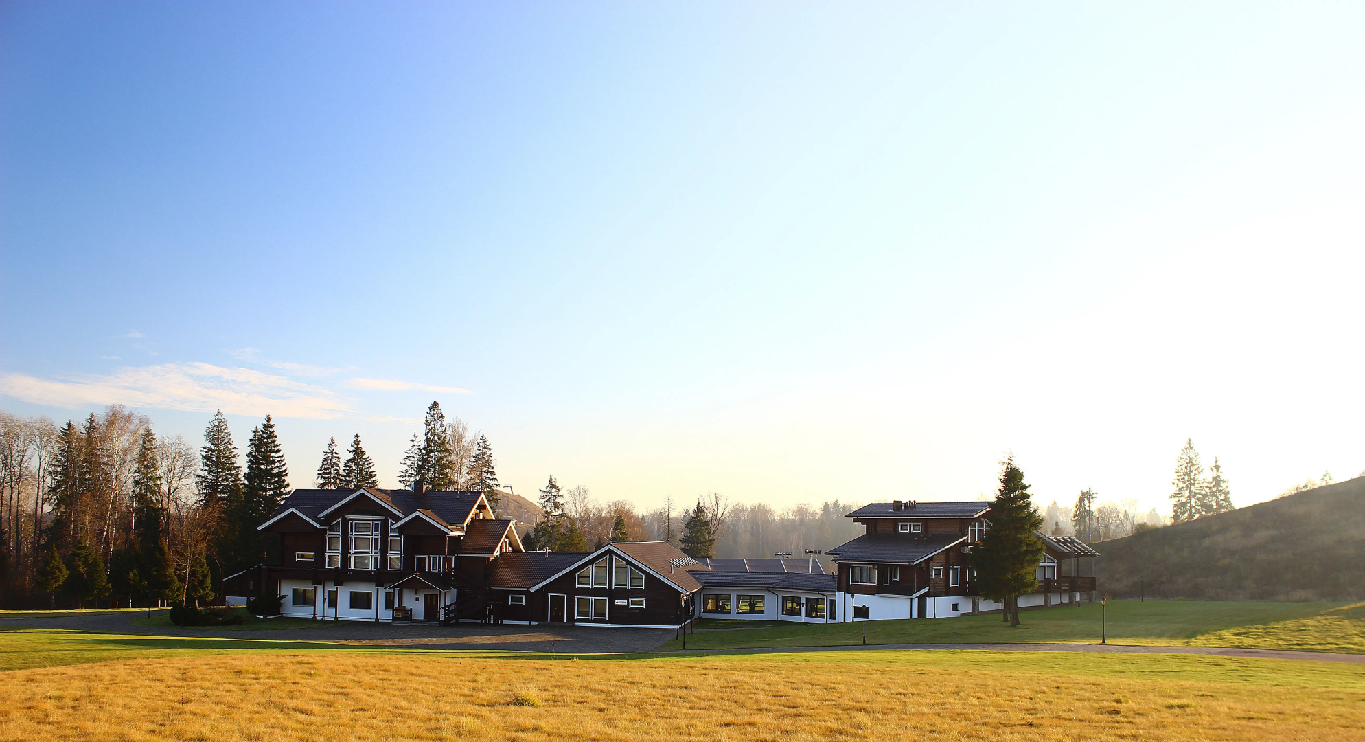 Загородный отель Tseleevo Club & Resort