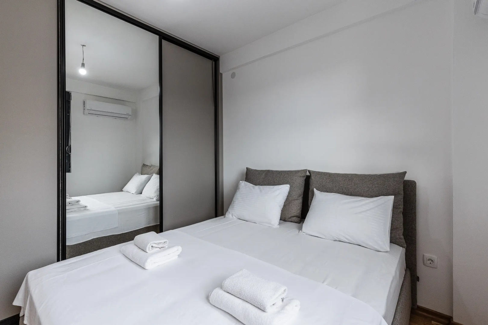 Harbor Sunset Suites Apartments