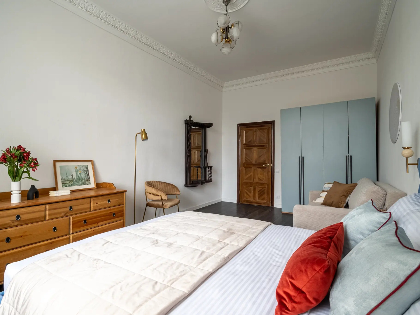 Апартаменты Кварт-Отель, Бережковская Набережная 12