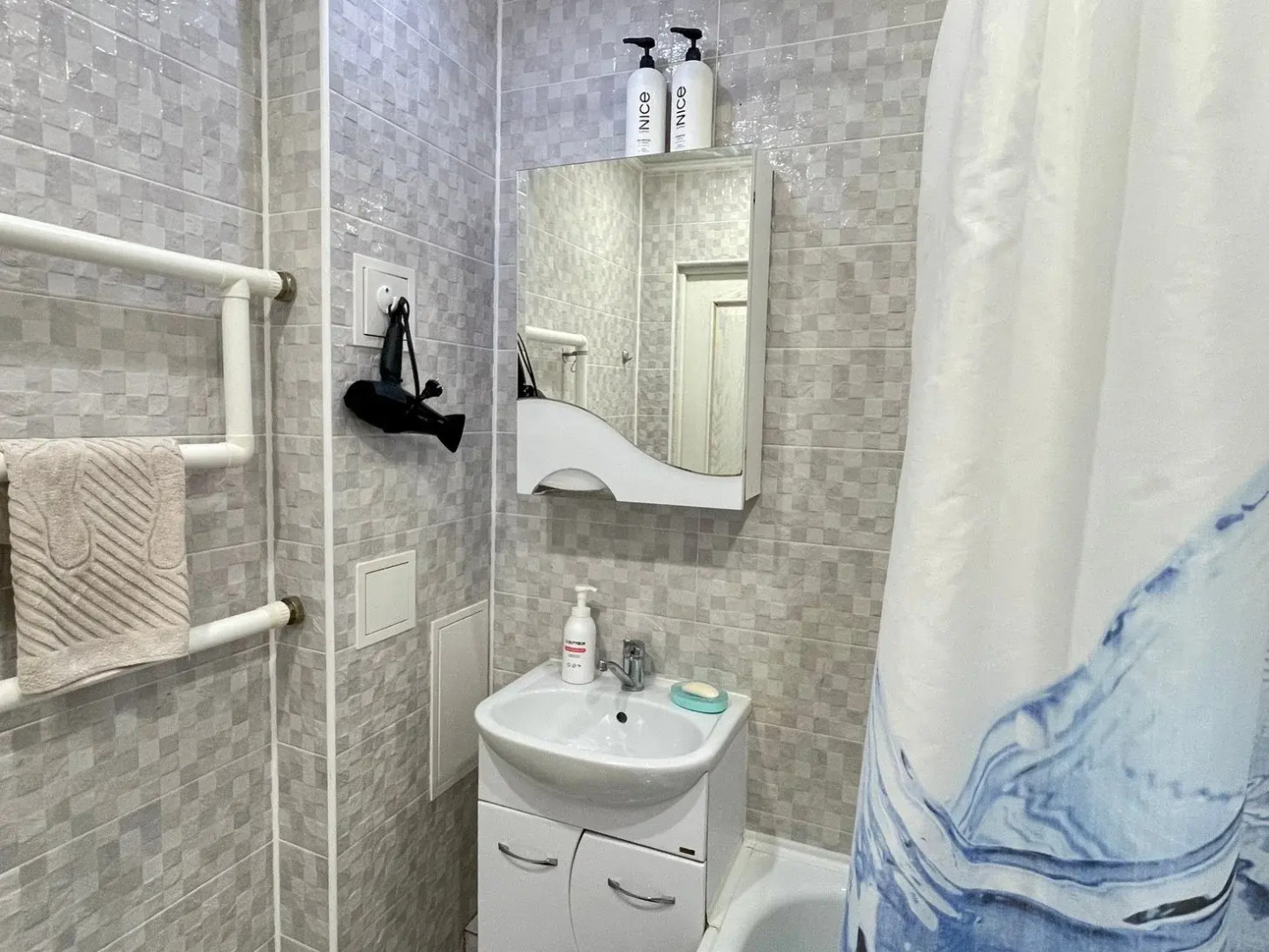 Квартира на Севастопольской 17