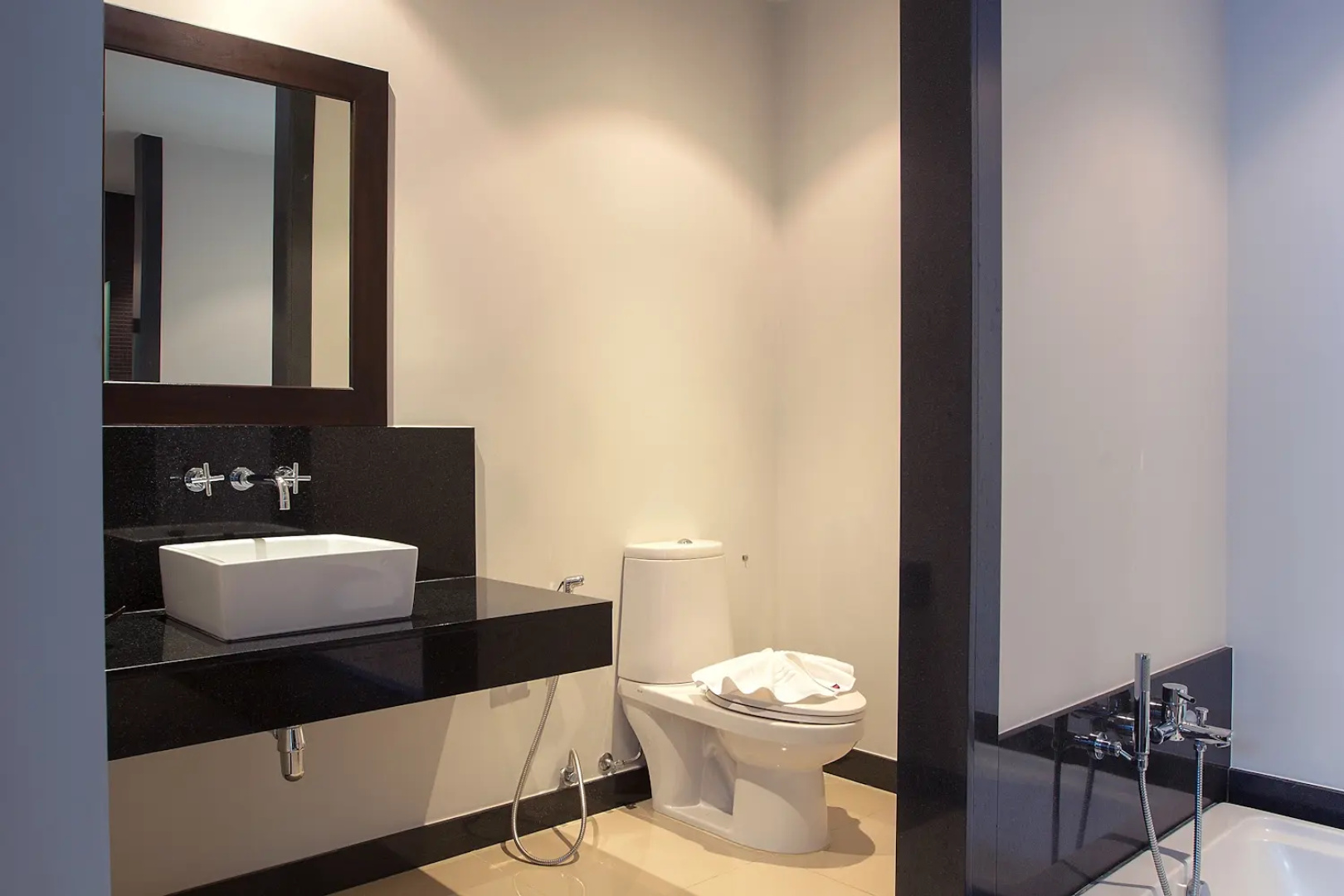 Вилла ARU 2 BR Private Pool 3 min to Naiharn Beach