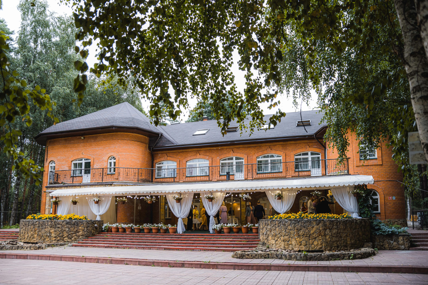 Отель Бисерово Клуб