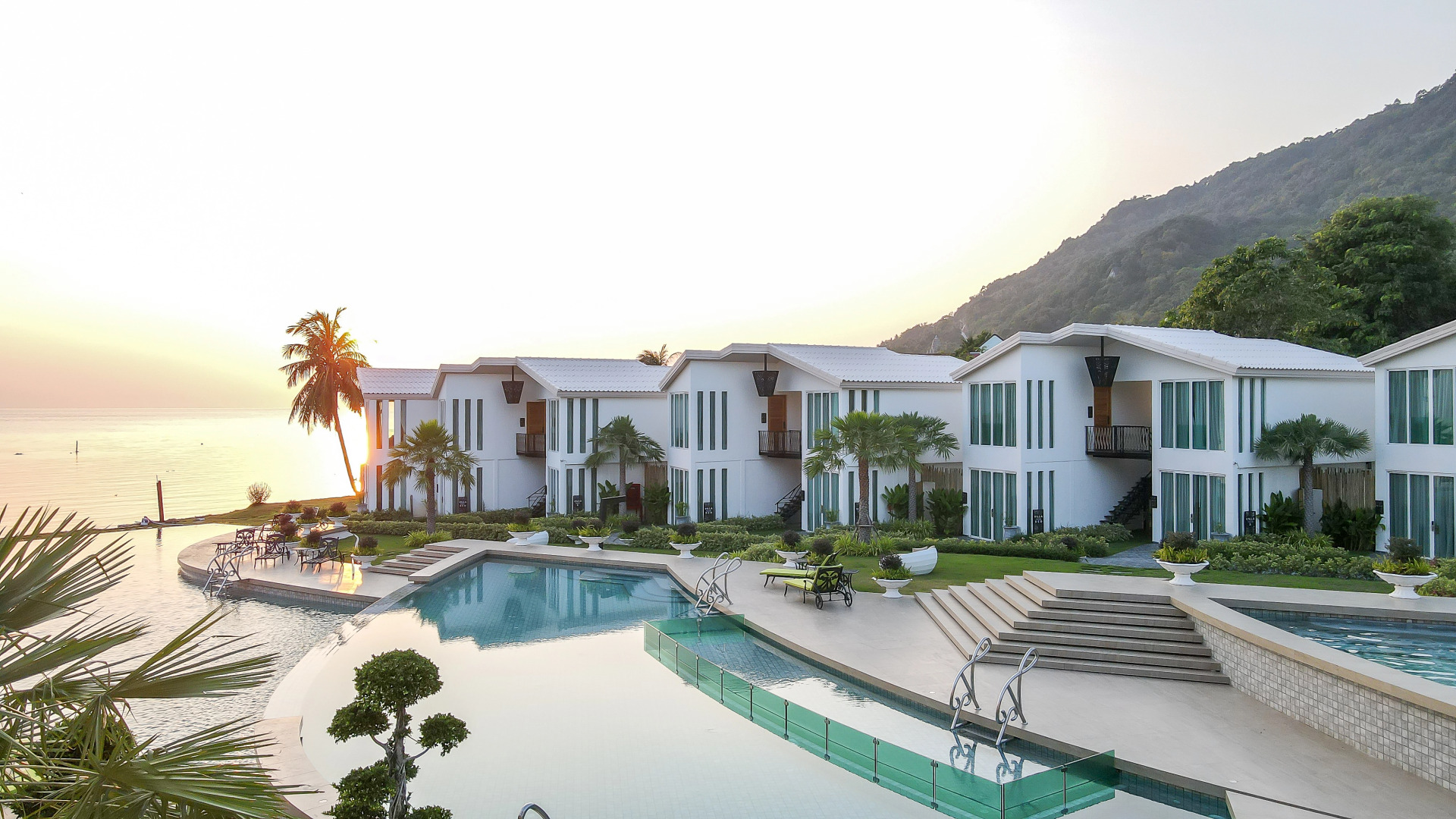 Отель Vannee Golden Sands Resort