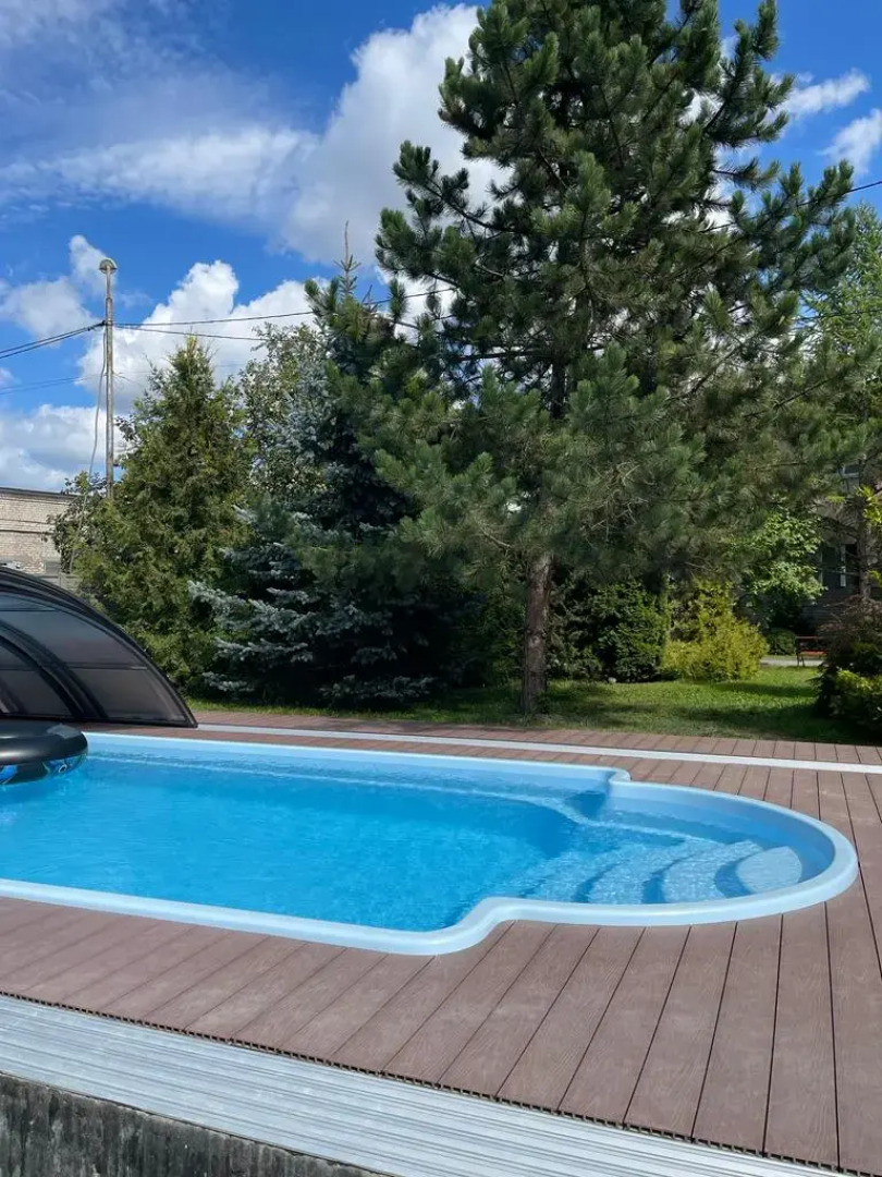 Дом для отдыха с баней и бассейном WoodRay