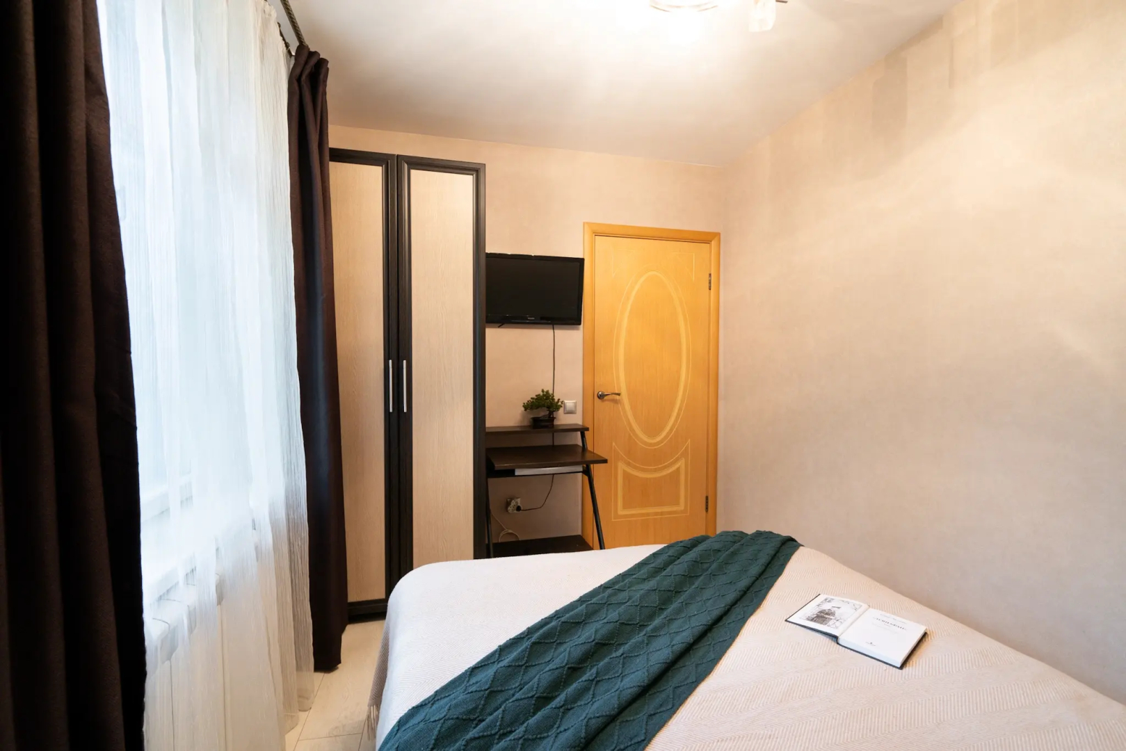 Квартира Стильная двухкомнатная квартира Natali apart на метро Зюзино