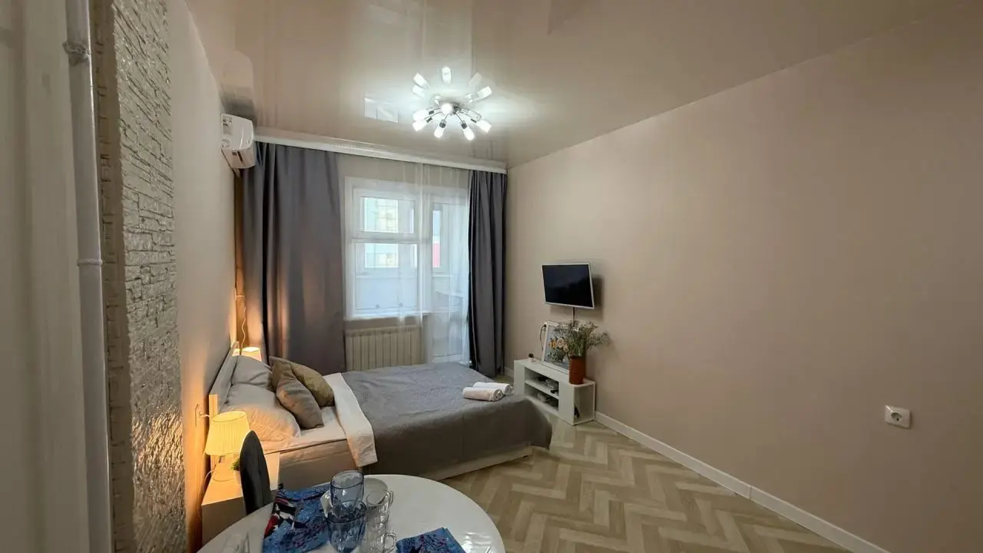 Квартира на Пирогова 6