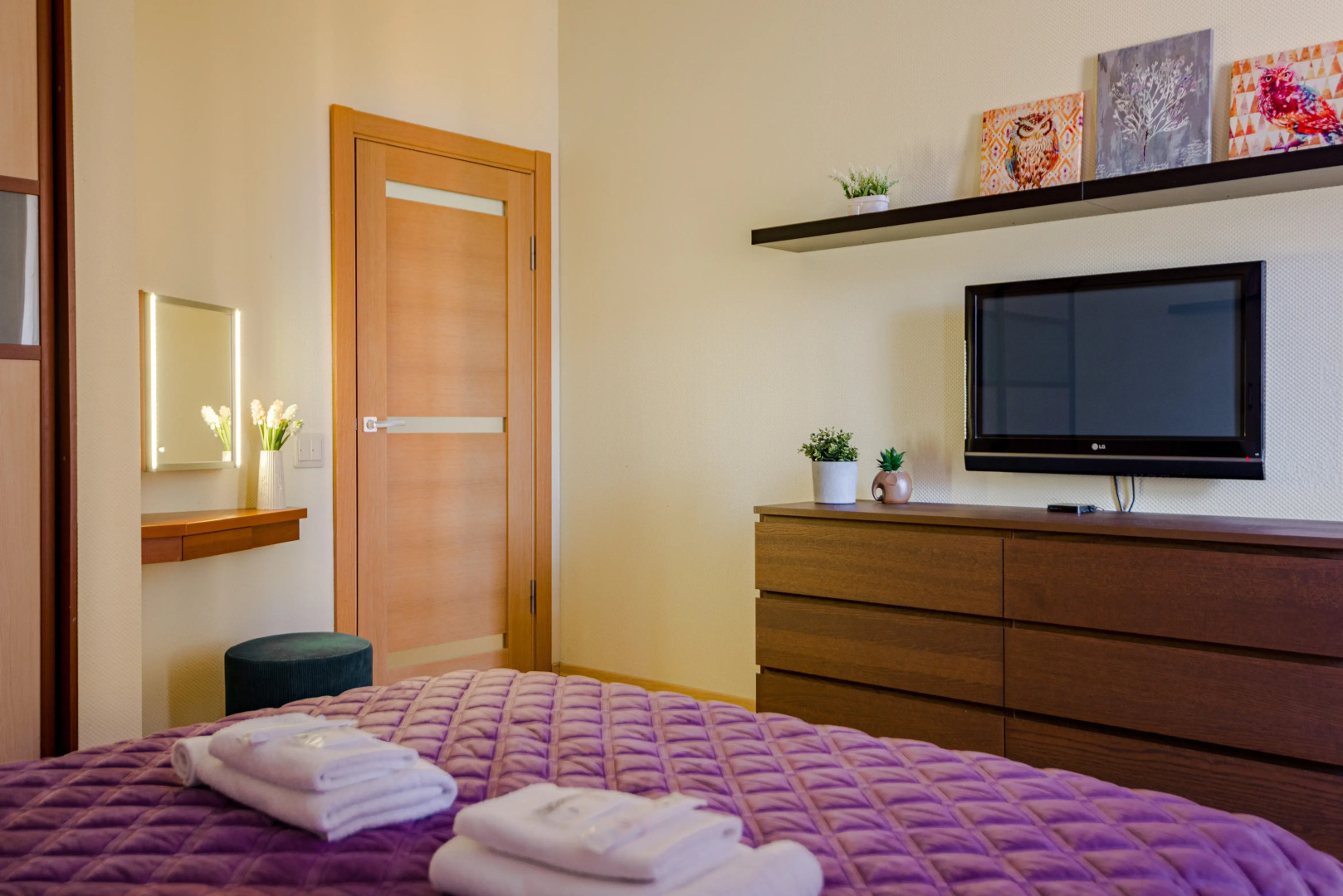 Квартира 2-к просторная в престижном тихом мкр. по Юрьева 8/7 от RentAp, 6 сп.мест