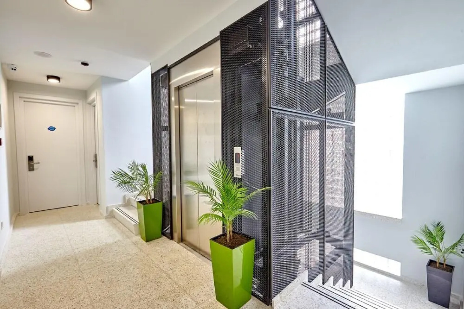 Отель Graphica Тбилиси