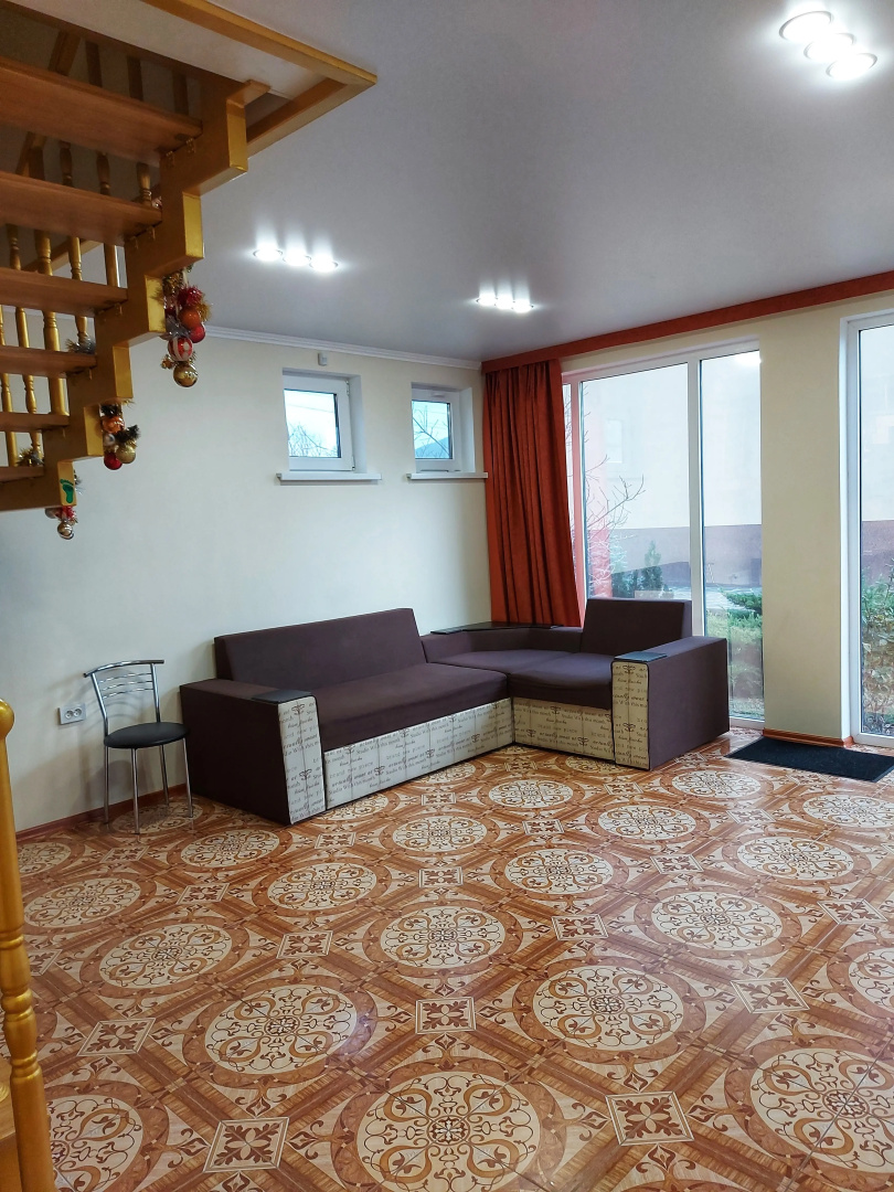 Частный дом Sunny Holiday Home