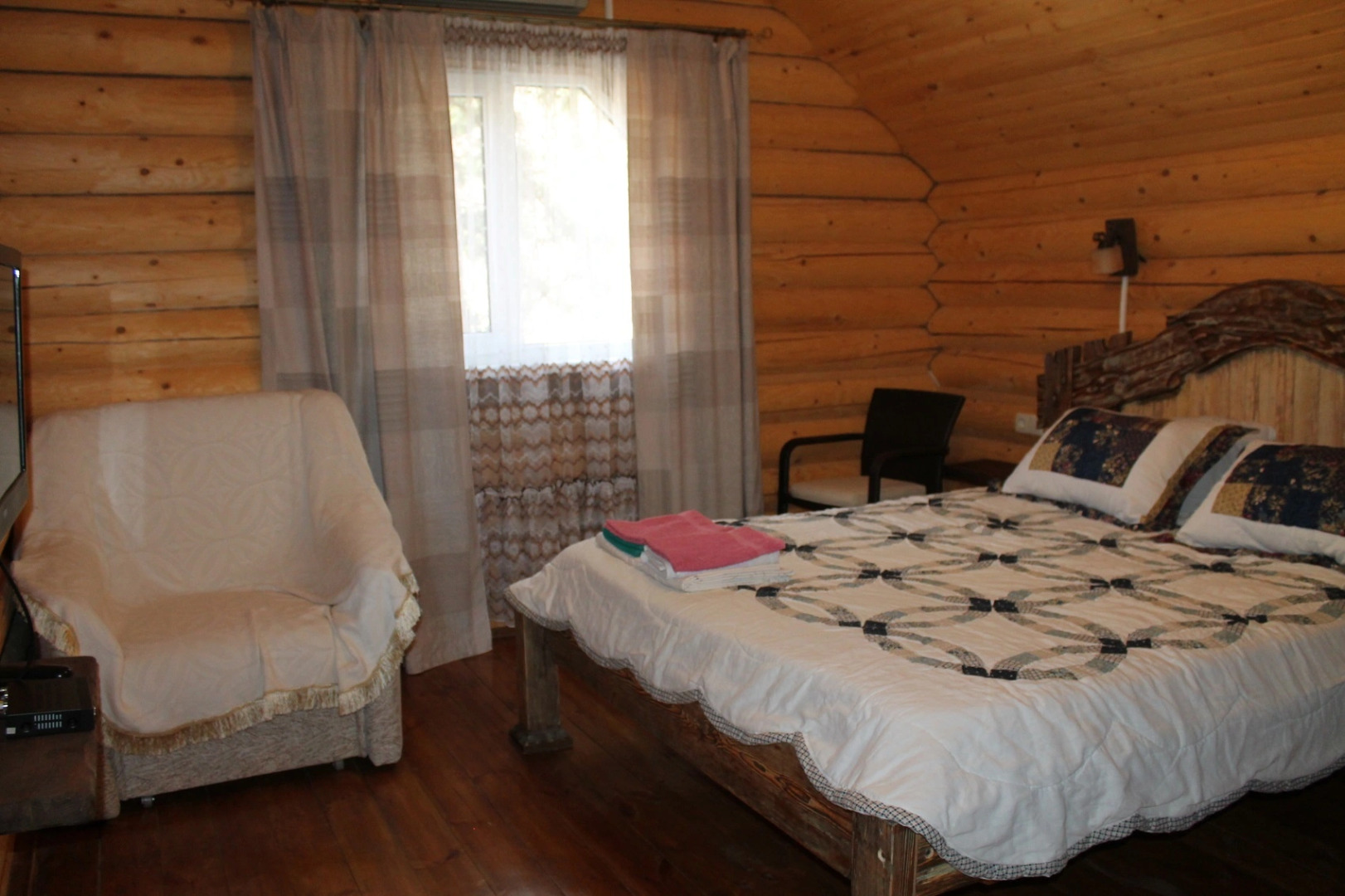 Коттедж Дом Сруб в Парковой Зоне