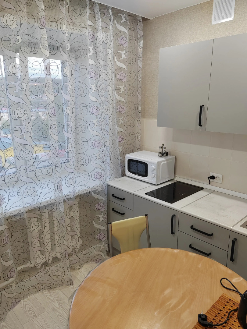 Квартира Суворова 2