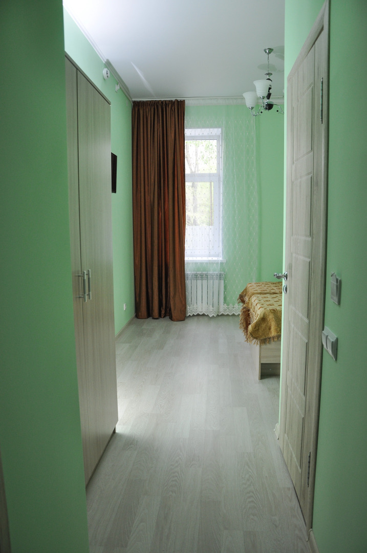 Отель Радужная