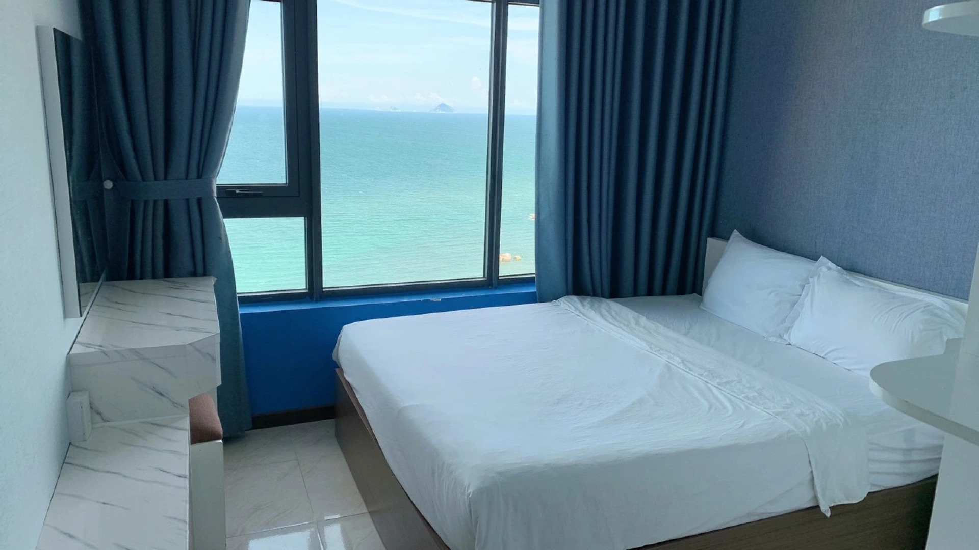 Апарт-отель Oceans Apartment Sea View