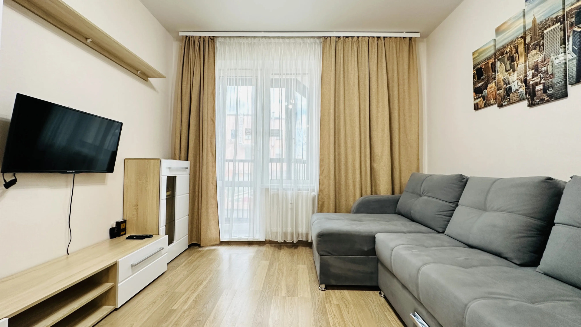 Квартира Уютная Евро-двухкомнатная у Набережной