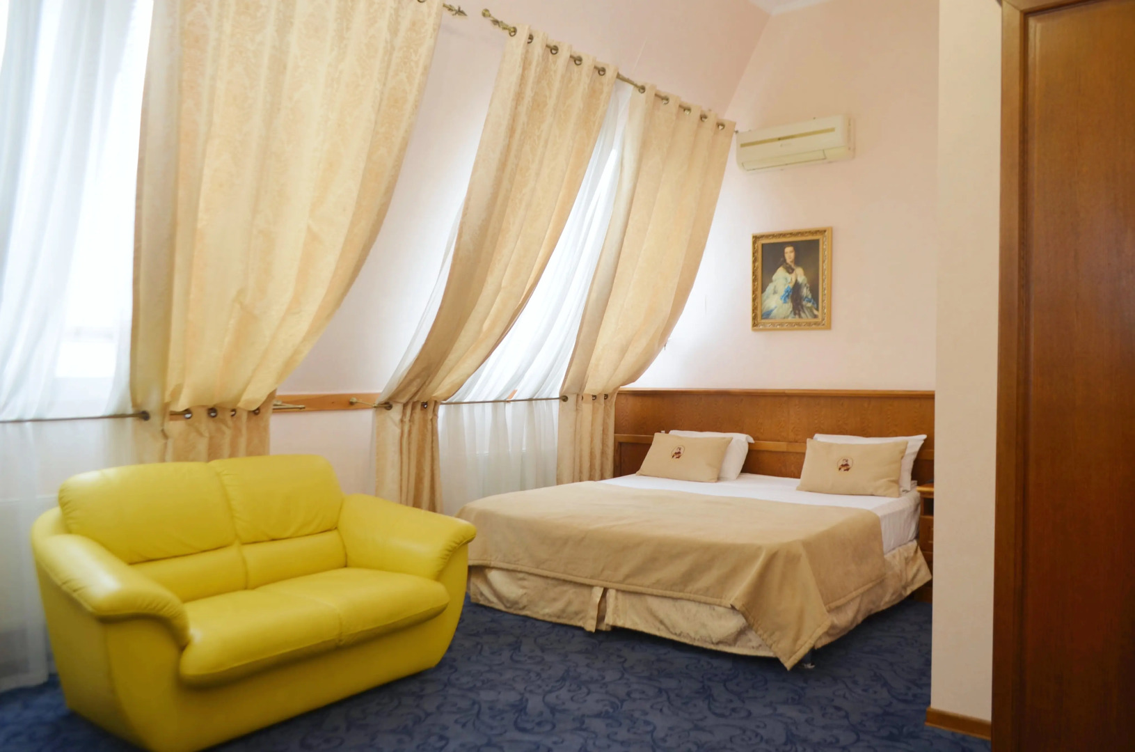 Отель Сударушка