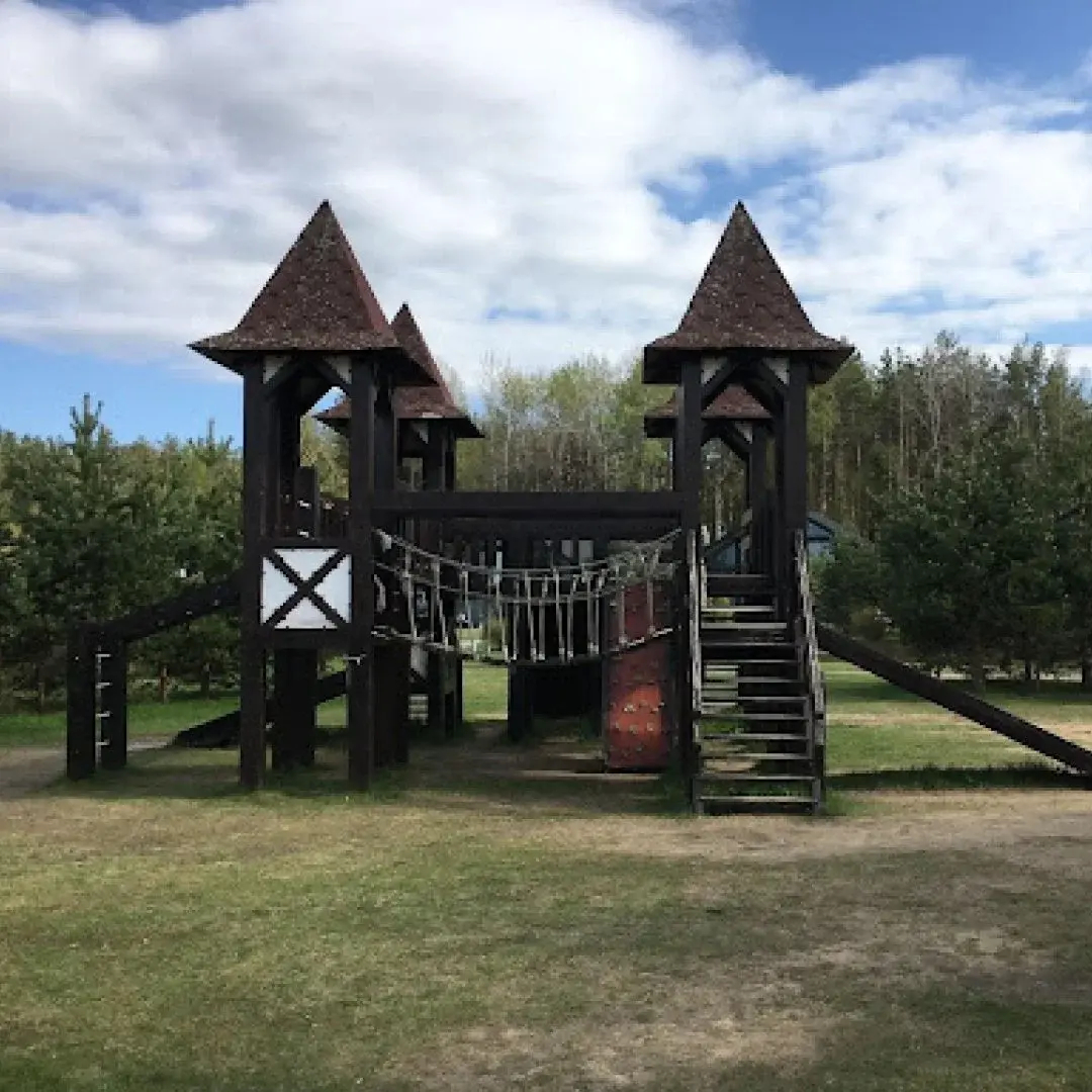 Частный дом Вилла Лаванда с камином у озера