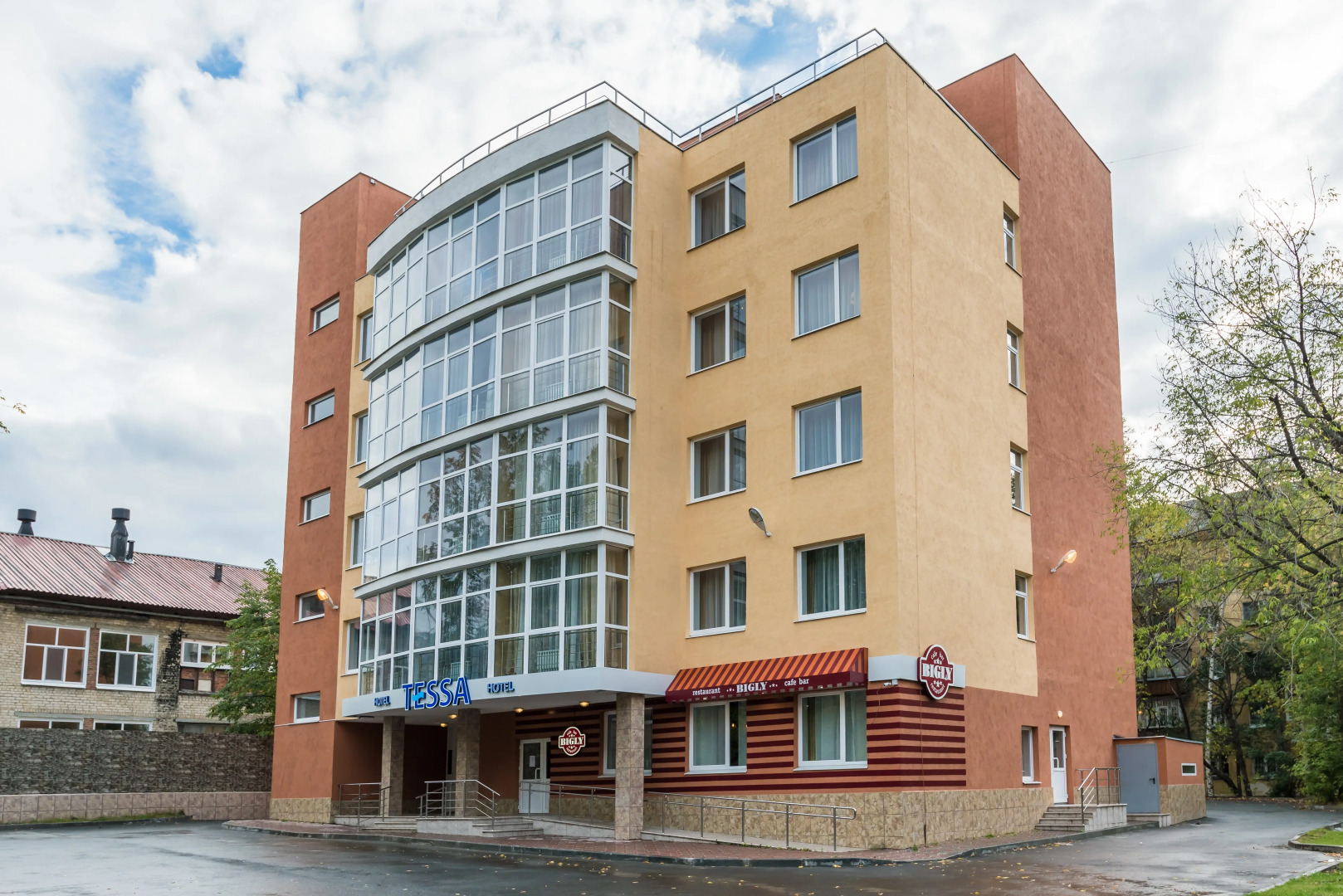 Отель Тесса