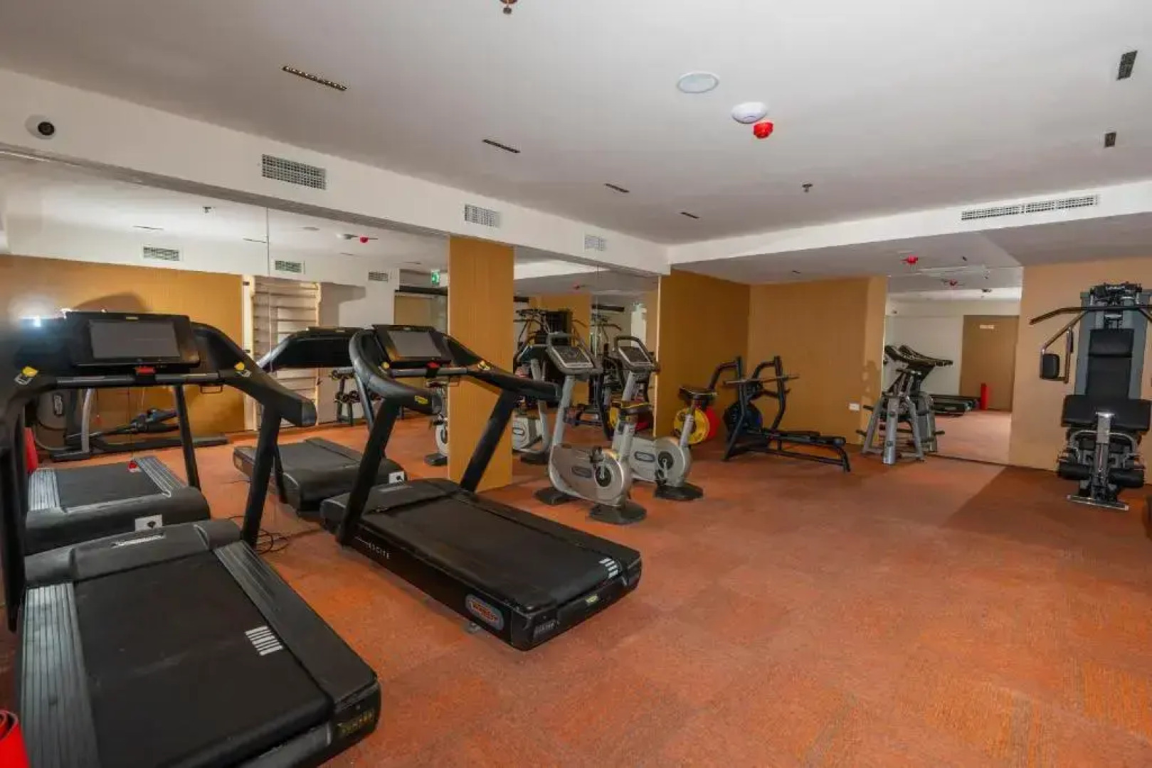 Отель Golden Palace