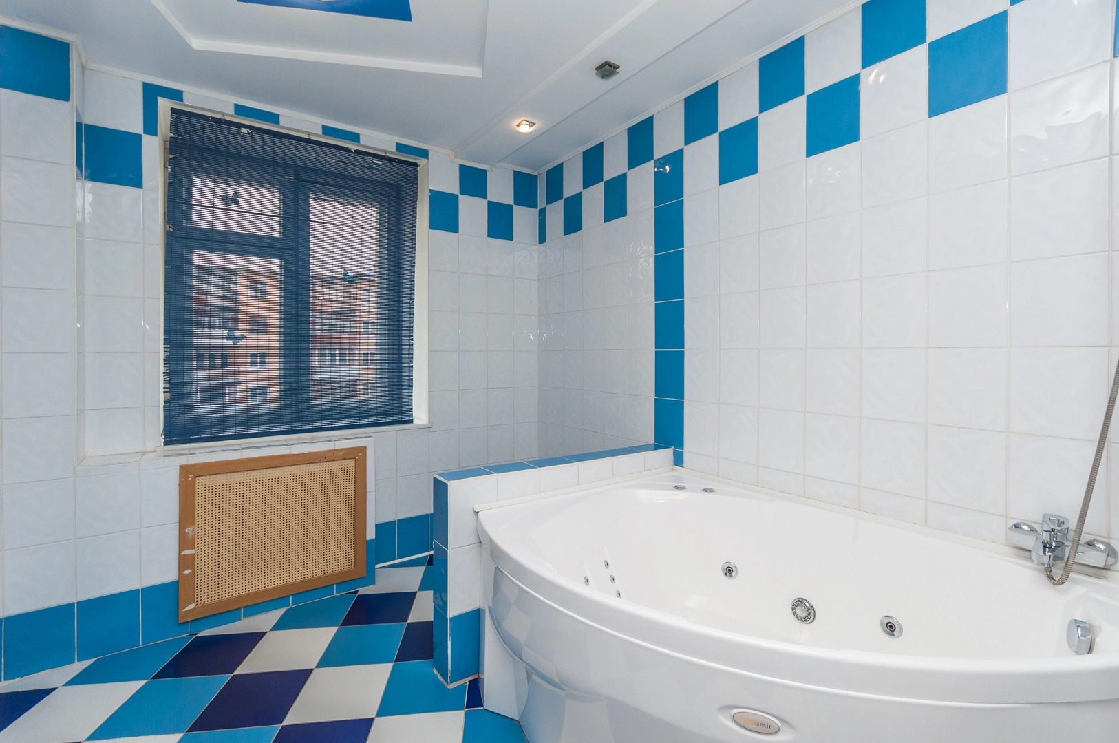 Апартаменты ЕКАТЕРИНИНСКАЯ 165