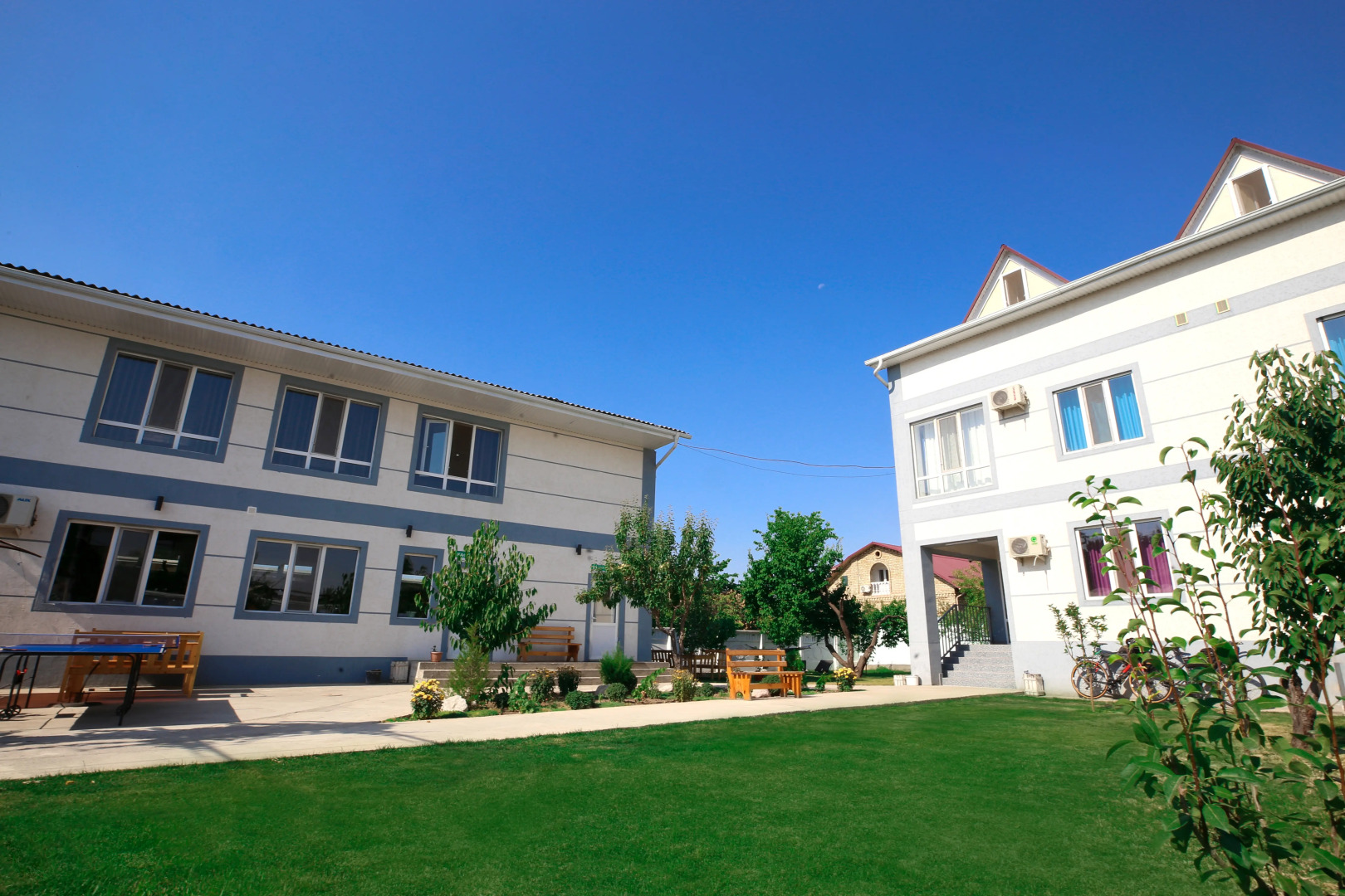 Отель Good Night KG