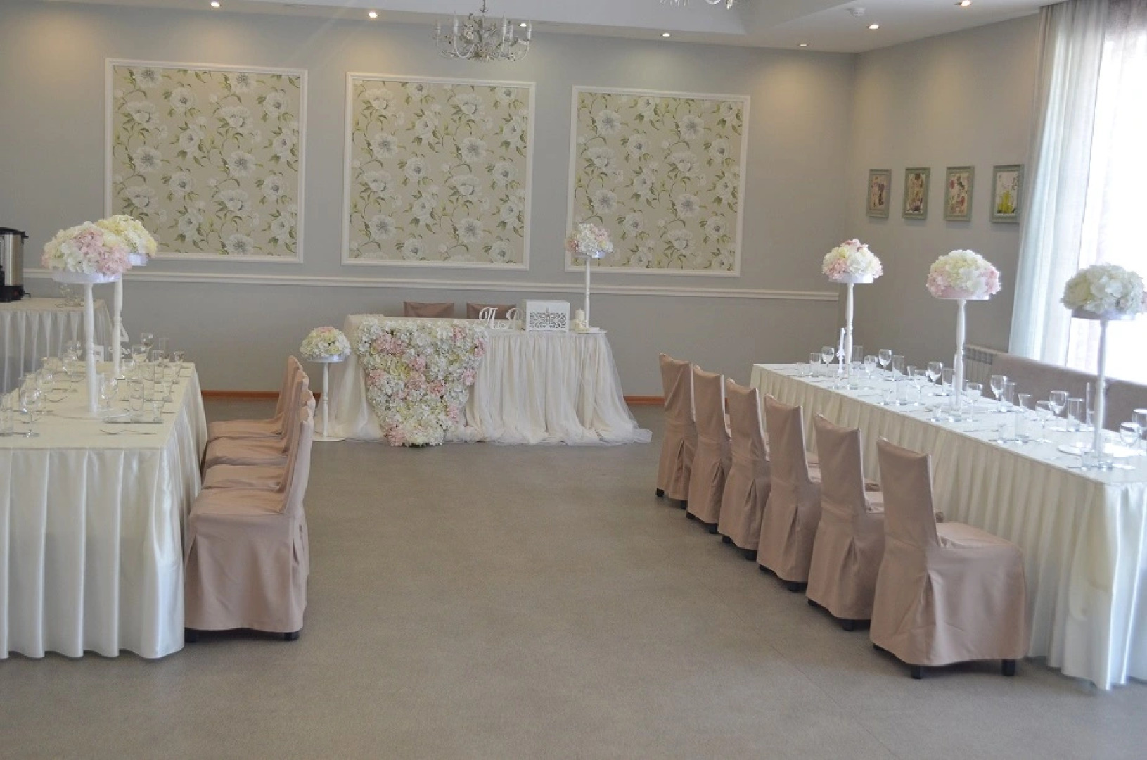 Отель Гостиничный комплекс Аквилон