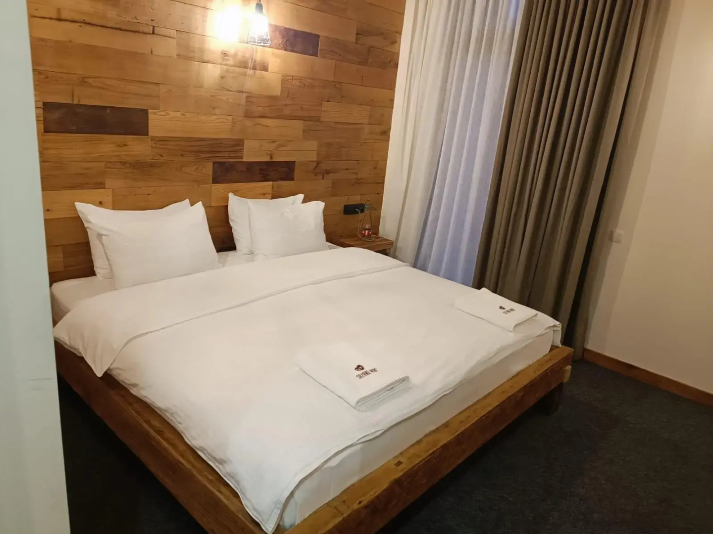 Отель Sazano Wine Cellar