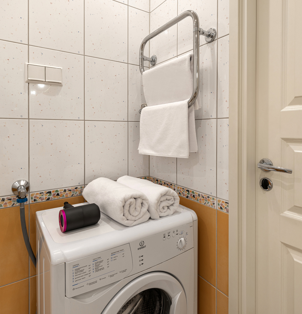 Квартира у клиники МЧС Piter Apartments (парковка, кондиционер)