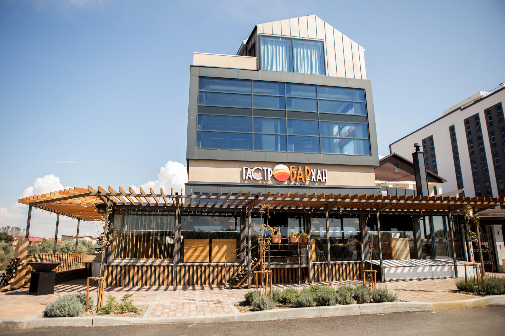 Отель Песок и Море