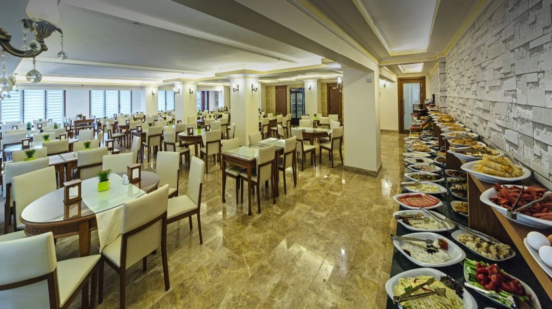 Lausos Palace Hotel
